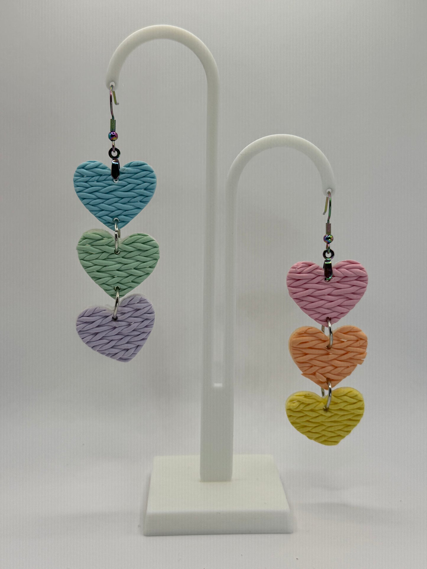 Cascading Knit Hearts